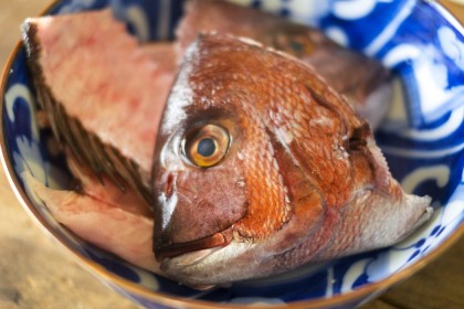 海鮮系居酒屋から出る魚あらのリサイクル